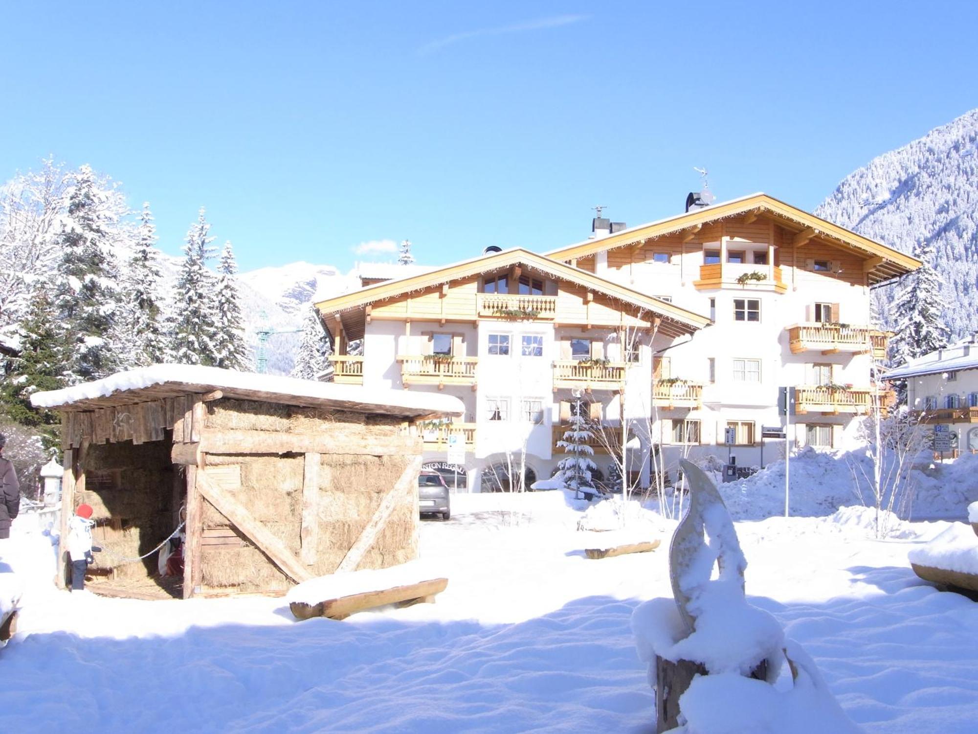 Casa Elisa Apartment Pozza di Fassa Exterior foto