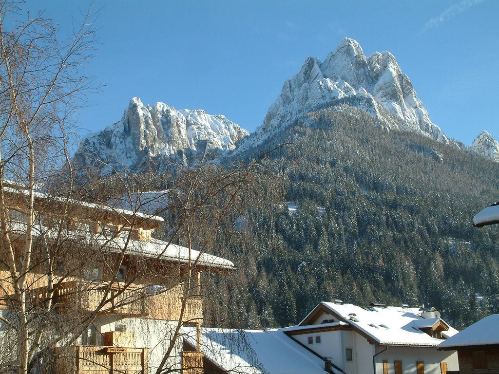 Casa Elisa Apartment Pozza di Fassa Exterior foto